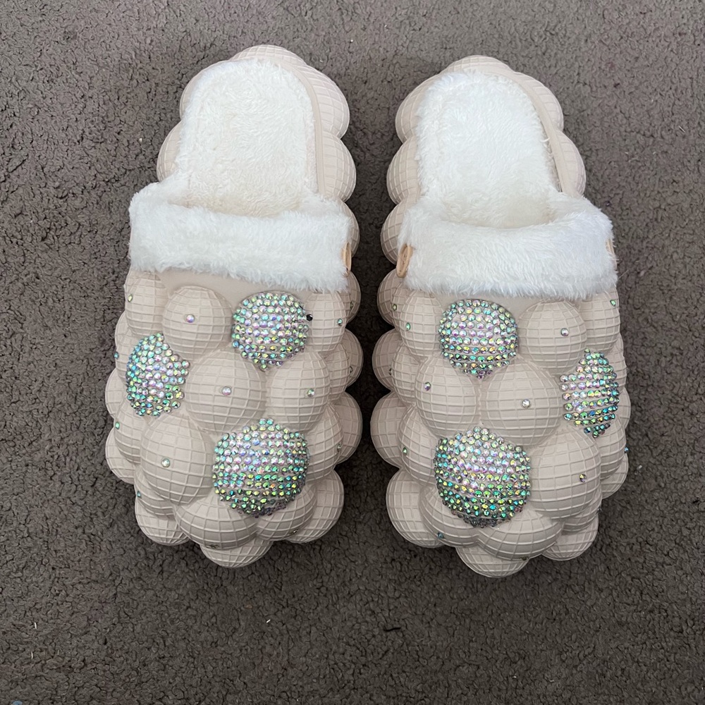 Custom Fur Bubble Slides